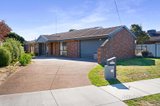 https://images.listonce.com.au/custom/160x/listings/54-langstaffe-drive-wendouree-vic-3355/897/01516897_img_01.jpg?S611pkRfqo8