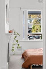 https://images.listonce.com.au/custom/160x/listings/54-lydia-street-brunswick-vic-3056/967/01861967_img_08.jpg?tX9jTTucr3I