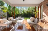 https://images.listonce.com.au/custom/160x/listings/54-maitland-street-glen-iris-vic-3146/690/01818690_img_09.jpg?xtdF7-wqrVI