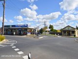 https://images.listonce.com.au/custom/160x/listings/54-mcdonald-street-east-geelong-vic-3219/042/01699042_img_06.jpg?-FzX_7OP5u4