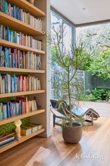 https://images.listonce.com.au/custom/160x/listings/54-mountfield-street-brunswick-vic-3056/986/01819986_img_18.jpg?KoXY1Uuzam0