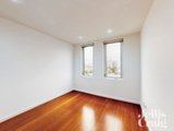 https://images.listonce.com.au/custom/160x/listings/54-nelson-street-st-kilda-vic-3182/899/01570899_img_08.jpg?0oUpZQm32Zw