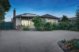 https://images.listonce.com.au/custom/160x/listings/54-parkmore-road-bentleigh-east-vic-3165/170/00896170_img_01.jpg?kBQJn5C_-WY
