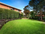 https://images.listonce.com.au/custom/160x/listings/54-saxonwood-drive-doncaster-east-vic-3109/529/01891529_img_09.jpg?2eC0gei6a70