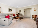 https://images.listonce.com.au/custom/160x/listings/54-tunstall-road-donvale-vic-3111/061/01650061_img_02.jpg?6lx27gEmDYI