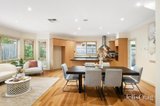 https://images.listonce.com.au/custom/160x/listings/541-st-clems-road-doncaster-east-vic-3109/739/01976739_img_05.jpg?VPWvvzKp0Qk