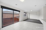 https://images.listonce.com.au/custom/160x/listings/5411-peel-street-north-black-hill-vic-3350/628/01880628_img_02.jpg?BHnaJOVllEs