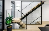 https://images.listonce.com.au/custom/160x/listings/542-williamstown-road-port-melbourne-vic-3207/016/01989016_img_05.jpg?d7hBU1VUhvY