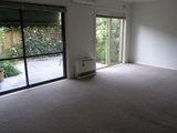 https://images.listonce.com.au/custom/160x/listings/544-high-street-south-kew-vic-3101/230/01848230_img_03.jpg?XnnYwwAvukg