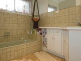 https://images.listonce.com.au/custom/160x/listings/545-anakie-road-lovely-banks-vic-3213/342/01699342_img_13.jpg?2EIdWQ1m6ws