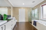 https://images.listonce.com.au/custom/160x/listings/545-mitcham-road-vermont-vic-3133/986/01167986_img_09.jpg?NtMUCPlcZMA