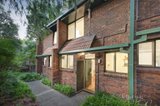 https://images.listonce.com.au/custom/160x/listings/545-rockley-road-south-yarra-vic-3141/993/01473993_img_11.jpg?7G2u0af80xI