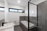 https://images.listonce.com.au/custom/160x/listings/546-newman-road-mooroolbark-vic-3138/998/01599998_img_07.jpg?DwOj49EiPoA