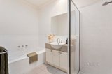 https://images.listonce.com.au/custom/160x/listings/55-albert-road-lilydale-vic-3140/547/01680547_img_09.jpg?rzmqzMNsQTE