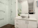 https://images.listonce.com.au/custom/160x/listings/55-albert-street-port-melbourne-vic-3207/097/01090097_img_10.jpg?Uz6VV4W0Hk8