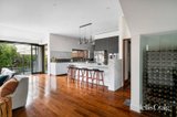 https://images.listonce.com.au/custom/160x/listings/55-argyle-road-kew-vic-3101/528/01818528_img_02.jpg?Z3FzLNQh5vc