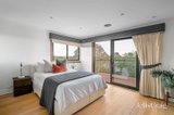 https://images.listonce.com.au/custom/160x/listings/55-argyle-road-kew-vic-3101/528/01818528_img_12.jpg?CboyH2U6gCE
