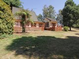 https://images.listonce.com.au/custom/160x/listings/55-banksia-court-castella-vic-3777/419/01525419_img_15.jpg?Sl16UVlCeqU