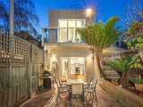 https://images.listonce.com.au/custom/160x/listings/55-erskine-street-north-melbourne-vic-3051/558/00391558_img_02.jpg?iiWp19_05U4