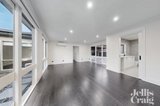 https://images.listonce.com.au/custom/160x/listings/55-first-avenue-strathmore-vic-3041/864/01735864_img_07.jpg?Qb5sFkPbnAI