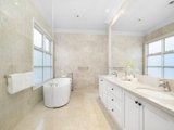 https://images.listonce.com.au/custom/160x/listings/55-gordon-street-balwyn-vic-3103/746/01684746_img_08.jpg?oldivbE-PrE