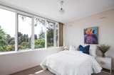 https://images.listonce.com.au/custom/160x/listings/55-herbert-street-st-kilda-vic-3182/359/01603359_img_06.jpg?WokrqTCc38c