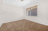 https://images.listonce.com.au/custom/160x/listings/55-joyce-street-elwood-vic-3184/690/01862690_img_06.jpg?e5Lf5ulzPxI