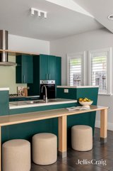 https://images.listonce.com.au/custom/160x/listings/55-mansfield-street-thornbury-vic-3071/604/01751604_img_06.jpg?Z6bxB9p9ta0