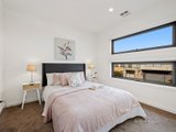 https://images.listonce.com.au/custom/160x/listings/55-morello-circle-doncaster-east-vic-3109/594/01113594_img_10.jpg?v9uHICs_fmg