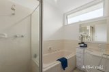 https://images.listonce.com.au/custom/160x/listings/55-sonia-street-ringwood-vic-3134/701/00906701_img_09.jpg?T21XM2pezzU
