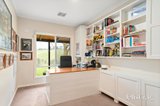 https://images.listonce.com.au/custom/160x/listings/55-sugarloaf-track-christmas-hills-vic-3775/872/01780872_img_19.jpg?Nf9zY4hNaME