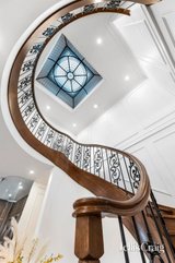 https://images.listonce.com.au/custom/160x/listings/55-townsend-street-glen-waverley-vic-3150/515/01910515_img_16.jpg?vR-Bp2vMl00