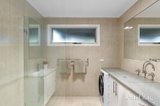 https://images.listonce.com.au/custom/160x/listings/550-warwick-road-greensborough-vic-3088/239/01778239_img_09.jpg?my7Sn25jNaE