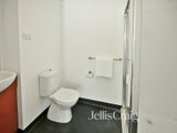 https://images.listonce.com.au/custom/160x/listings/551-stawell-street-west-melbourne-vic-3003/656/01818656_img_06.jpg?Pdflx0bOfK0