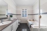 https://images.listonce.com.au/custom/160x/listings/5518-mitcham-road-mitcham-vic-3132/645/01954645_img_13.jpg?g_5N_OiPVAA