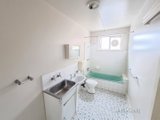 https://images.listonce.com.au/custom/160x/listings/553-woolton-avenue-thornbury-vic-3071/130/01726130_img_02.jpg?eJJkg9PjSt8