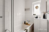 https://images.listonce.com.au/custom/160x/listings/555-haines-street-north-melbourne-vic-3051/366/01922366_img_07.jpg?sv6eYgiTOtg