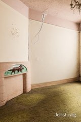 https://images.listonce.com.au/custom/160x/listings/556-victoria-parade-east-melbourne-vic-3002/337/01991337_img_09.jpg?jBABMOP8NRo