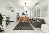 https://images.listonce.com.au/custom/160x/listings/557-southey-street-elwood-vic-3184/538/01794538_img_01.jpg?GW8YrCF4yU8