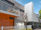 https://images.listonce.com.au/custom/160x/listings/5573-river-street-richmond-vic-3121/550/00974550_img_06.jpg?td-W4IRkt9s