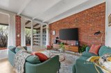 https://images.listonce.com.au/custom/160x/listings/558b-looker-road-montmorency-vic-3094/423/01721423_img_03.jpg?ooJX63wDgOE