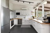 https://images.listonce.com.au/custom/160x/listings/558b-looker-road-montmorency-vic-3094/423/01721423_img_05.jpg?UswuHFBGFyw