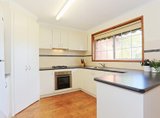 https://images.listonce.com.au/custom/160x/listings/559-hewish-road-croydon-vic-3136/102/01902102_img_07.jpg?Yo6zlsO9_Qs