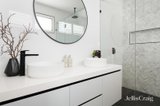 https://images.listonce.com.au/custom/160x/listings/55a-graham-street-newport-vic-3015/818/01739818_img_08.jpg?KqklfVlb6PE