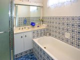 https://images.listonce.com.au/custom/160x/listings/56-addison-street-elwood-vic-3184/245/01794245_img_07.jpg?Ao3pKL66rcw