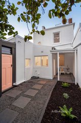 https://images.listonce.com.au/custom/160x/listings/56-alexandra-parade-fitzroy-vic-3065/357/01112357_img_19.jpg?EceqlJsVQkA