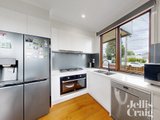 https://images.listonce.com.au/custom/160x/listings/56-arlington-street-ringwood-vic-3134/032/01580032_img_03.jpg?2X0RsVJojLg