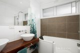 https://images.listonce.com.au/custom/160x/listings/56-arthur-street-eltham-vic-3095/054/01625054_img_07.jpg?qTEjqynPgIE