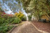 https://images.listonce.com.au/custom/160x/listings/56-bimbadeen-drive-mooroolbark-vic-3138/861/01680861_img_21.jpg?Ci4SAqXIhls