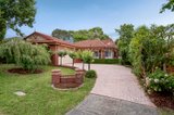 https://images.listonce.com.au/custom/160x/listings/56-blue-ridge-drive-mooroolbark-vic-3138/046/01622046_img_19.jpg?_nC-URt7nK4